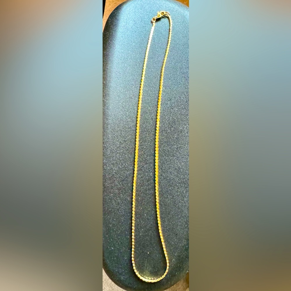 Goldtone Single Strand Necklace- Lobster Clasp - 9” Length
